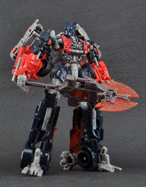 Transformers Dark Of The Moon Voyager Fireburst Optimus Prime  (8 of 15)